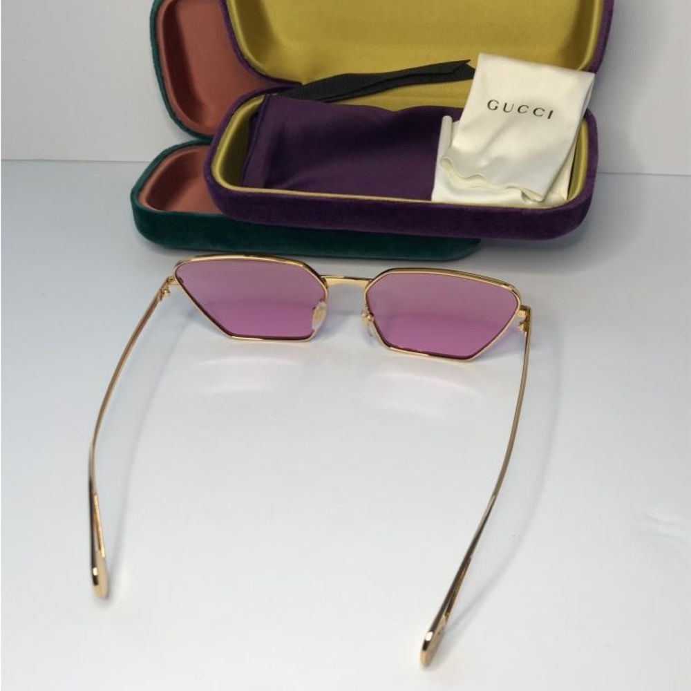 New 💯Authentic- GUCCI Pink Geometric Ladies Sunglasses
GG0538S 005 63 - Picture 10 of 17